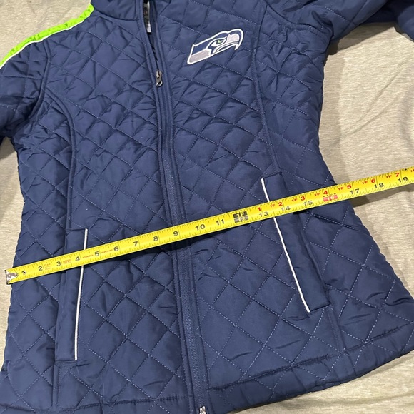 NFL Women's Navy Quilted Jacket with Lime Accents - Picture 3 of 8